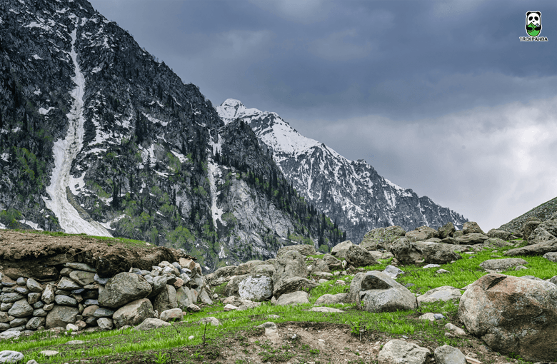 Kashmir Great Lakes Trek